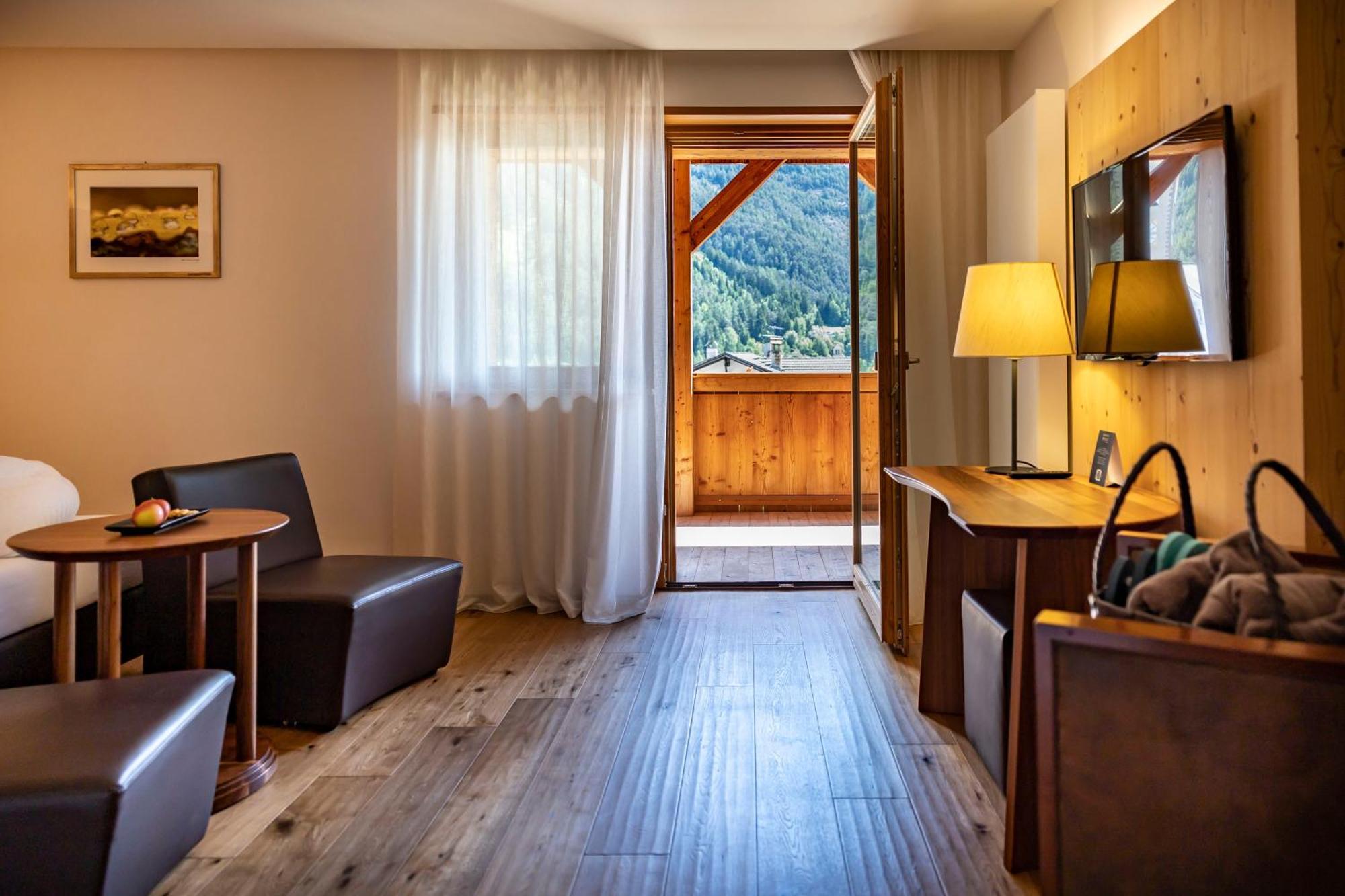 Artnatur Dolomites Hotel & Spa Siusi Pokoj fotografie