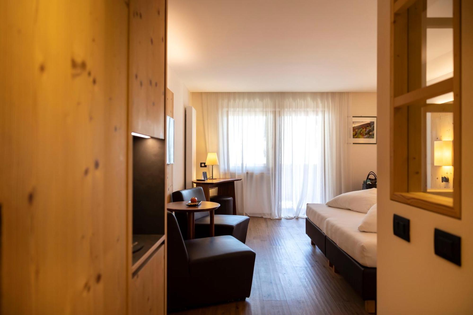 Artnatur Dolomites Hotel & Spa Siusi Pokoj fotografie